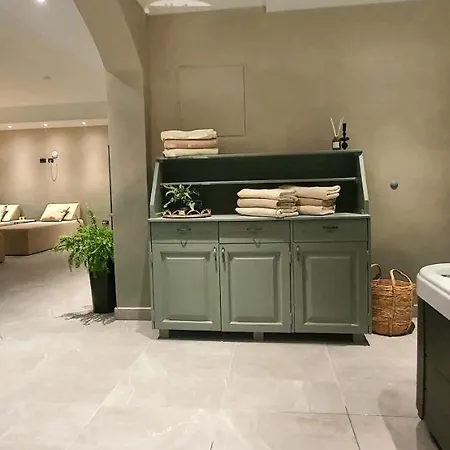 מלון Boutique Acacia 4*