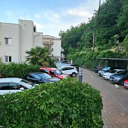 Boutique Acacia Hotel