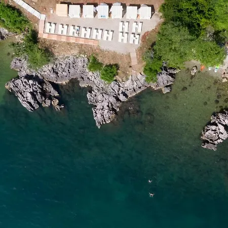 Boutique Acacia Ловран