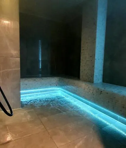 Boutique Acacia Hotel 4*