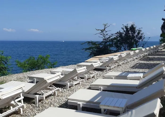 Boutique Acacia 4* Lovran